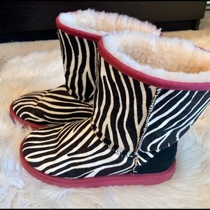 Rare Zebra Ugg Boots size 7